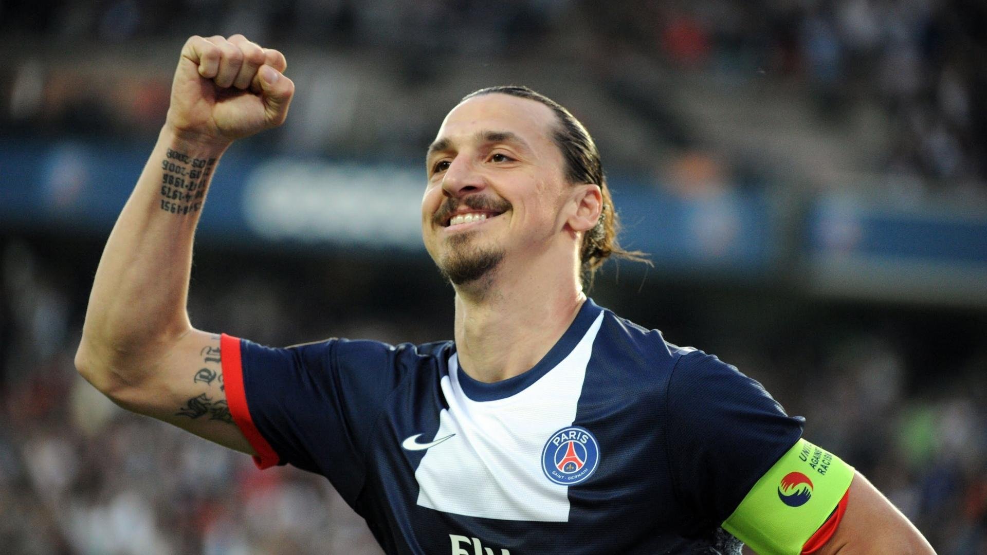 _未来运动装备发布：科技创新引领潮流_，未来科技运动鞋